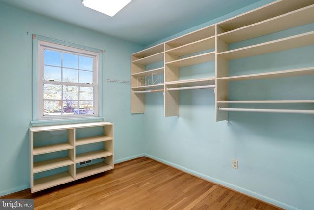 6107 CRAFT RD, Alexandria, VA 22310