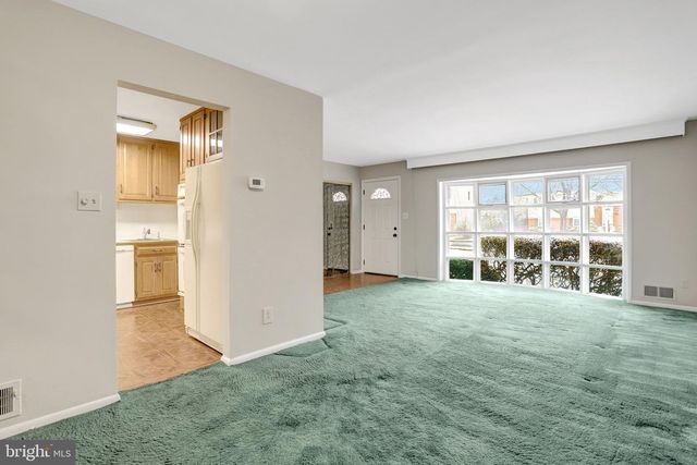 6107 CRAFT RD, Alexandria, VA 22310