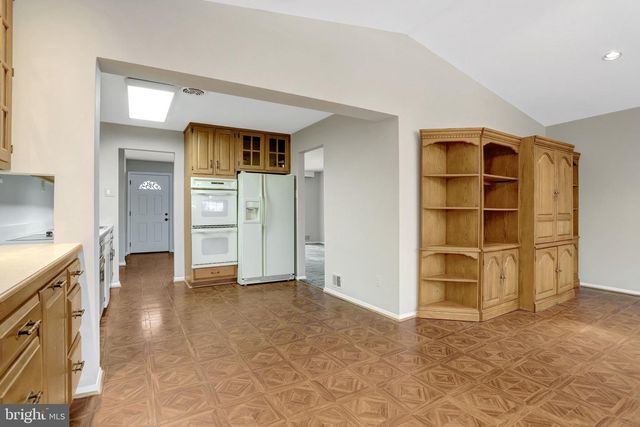 6107 CRAFT RD, Alexandria, VA 22310