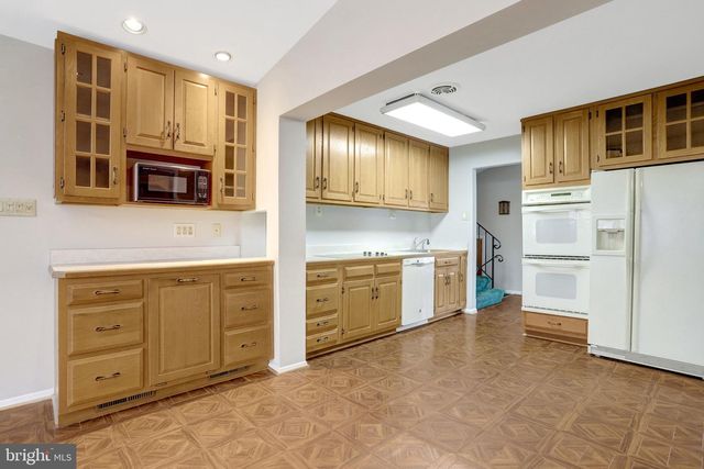 6107 CRAFT RD, Alexandria, VA 22310