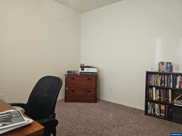 1363 Jefferson St, Independence, OR 97351