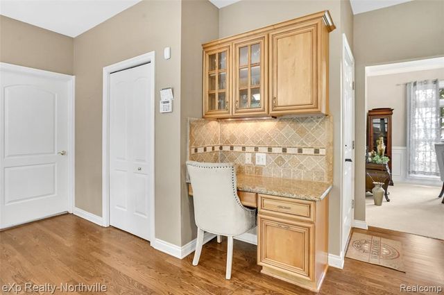 24364 Tara Drive, South Lyon, MI 48178