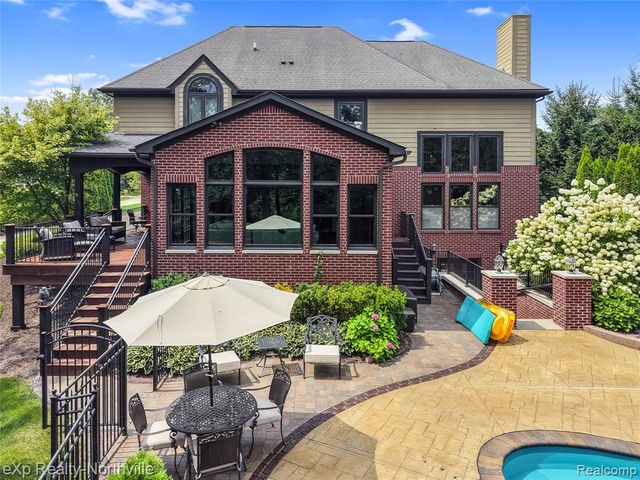 24364 Tara Drive, South Lyon, MI 48178