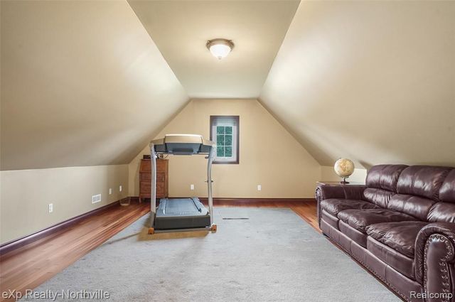 24364 Tara Drive, South Lyon, MI 48178