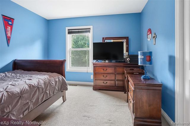24364 Tara Drive, South Lyon, MI 48178
