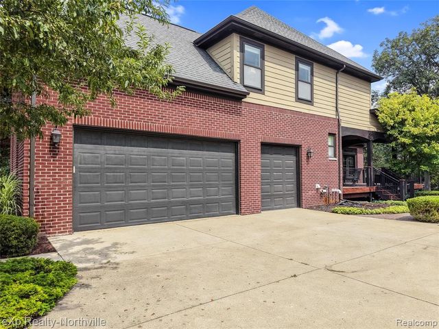 24364 Tara Drive, South Lyon, MI 48178