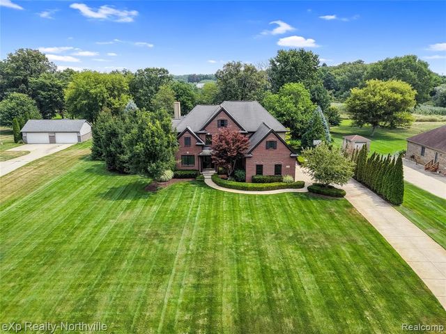 24364 Tara Drive, South Lyon, MI 48178