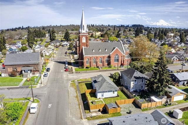 5802 S Warner Street, Tacoma, WA 98409