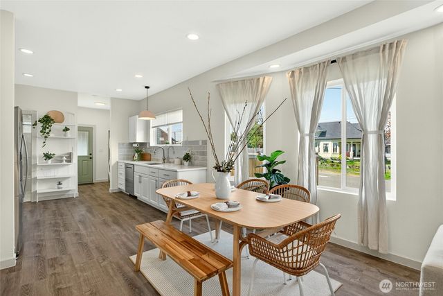 5802 S Warner Street, Tacoma, WA 98409