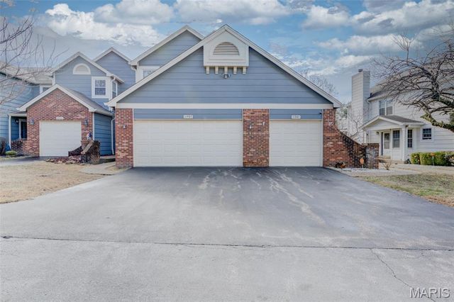 11941 Autumn Trace Court, Maryland Heights, MO 63043