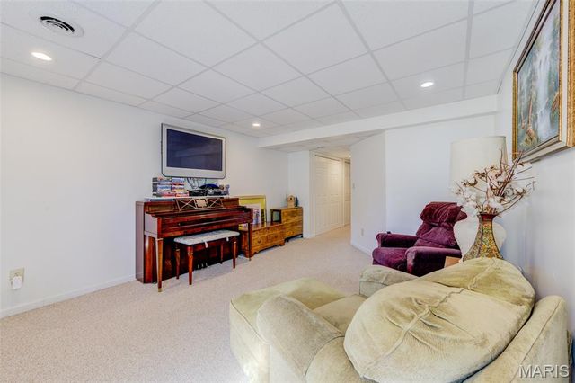 11941 Autumn Trace Court, Maryland Heights, MO 63043