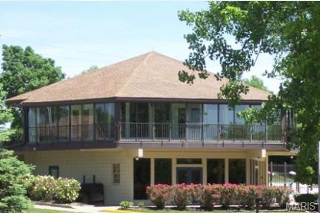 11941 Autumn Trace Court, Maryland Heights, MO 63043