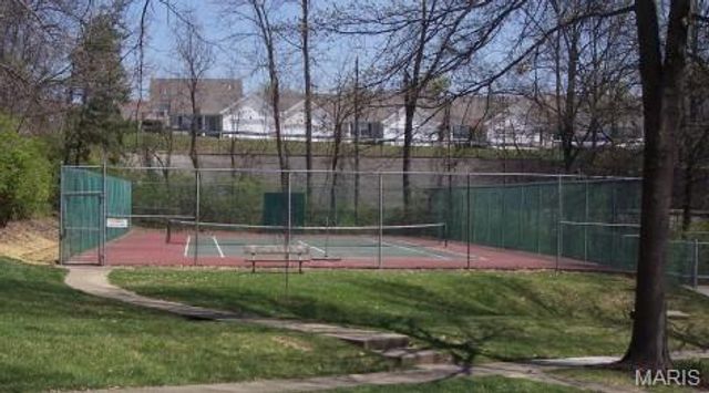 11941 Autumn Trace Court, Maryland Heights, MO 63043