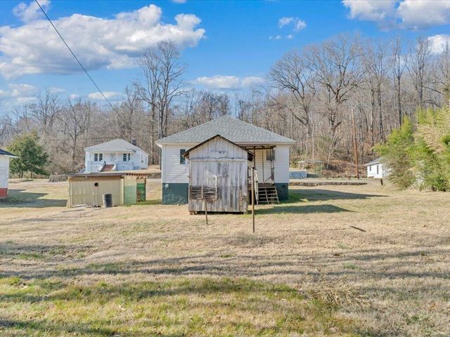 250 Chestnut ST, Fieldale, VA 24089