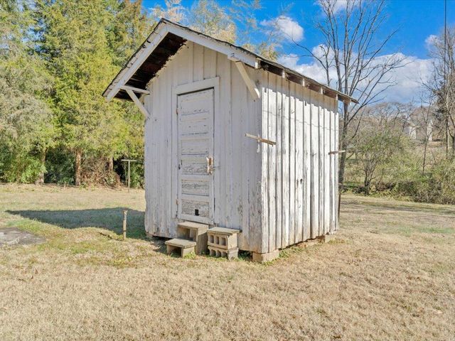 250 Chestnut ST, Fieldale, VA 24089