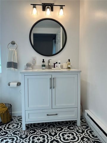 1827 Lowrie St, Troy Hill, PA 15212