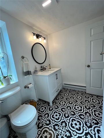 1827 Lowrie St, Troy Hill, PA 15212