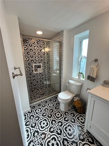 1827 Lowrie St, Troy Hill, PA 15212