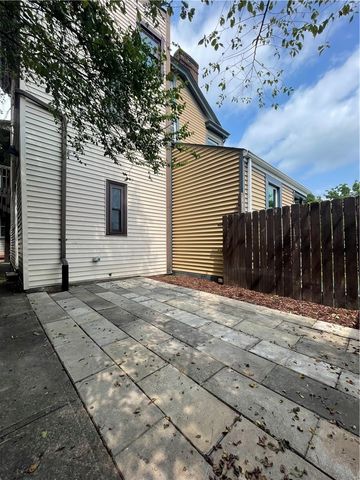 1827 Lowrie St, Troy Hill, PA 15212