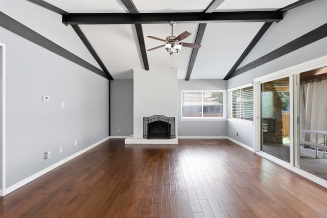 1014 Mountview Court, Carrollton, TX 75006