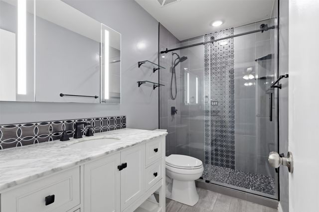 1014 Mountview Court, Carrollton, TX 75006