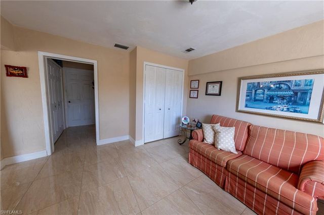 188 Gulfstream ST, Marco Island, FL 34145
