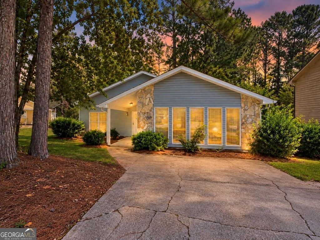 6260 Mozart Drive, Riverdale, GA 30296 — exterior