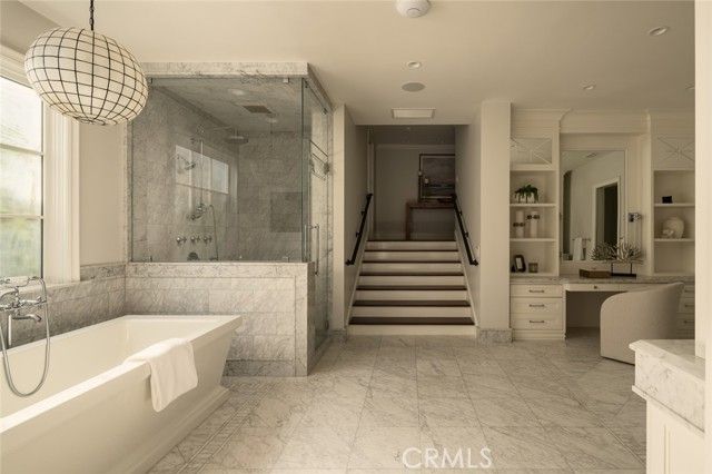 2 Royal Saint George Road, Newport Beach, CA 92660