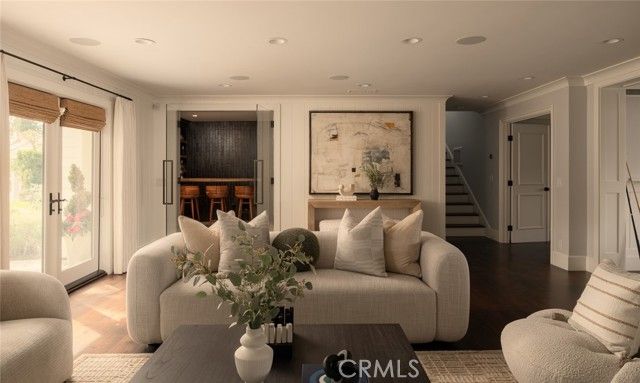 2 Royal Saint George Road, Newport Beach, CA 92660