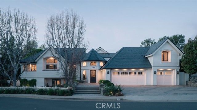 2 Royal Saint George Road, Newport Beach, CA 92660