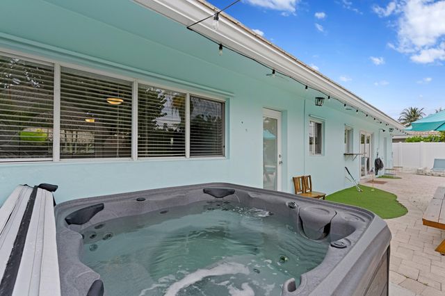 1310 SE 6th Terrace, Pompano Beach, FL 33060