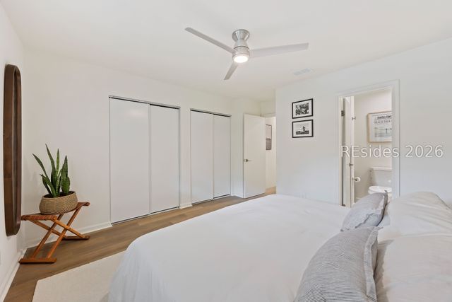 96 Mathews Dr Apt 142, Hilton Head Island, SC 29926