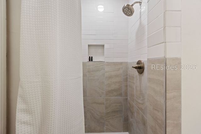 96 Mathews Dr Apt 142, Hilton Head Island, SC 29926