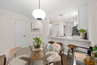 96 Mathews Dr Apt 142, Hilton Head Island, SC 29926
