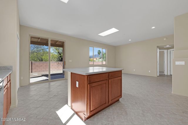7713 E Pristine Place, Tucson, AZ 85750