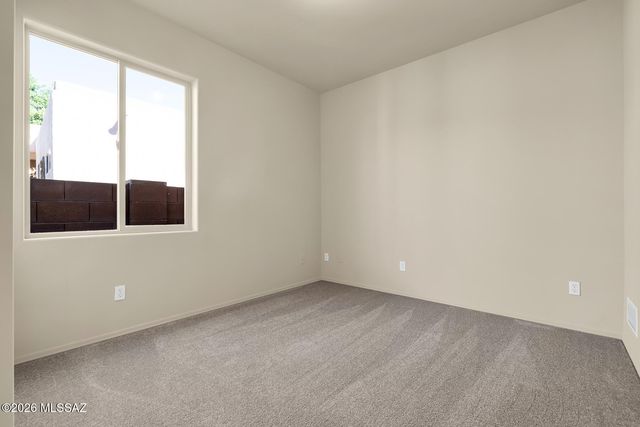 7713 E Pristine Place, Tucson, AZ 85750