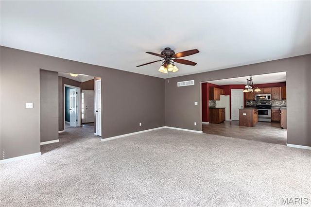 6417 Stallion Drive, Imperial, MO 63052