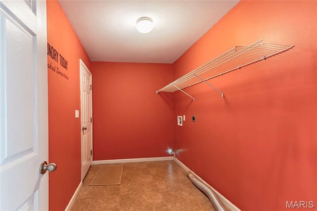 6417 Stallion Drive, Imperial, MO 63052