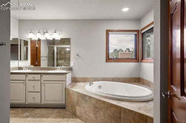 2845 Halleys Court, Colorado Springs, CO 80906