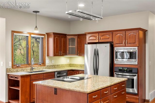 2845 Halleys Court, Colorado Springs, CO 80906