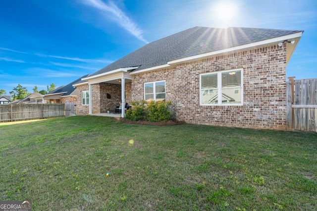 611 Jeffery Thomas Drive, Bonaire, GA 31005
