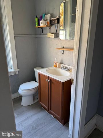 2572 LEXINGTON ST, Harrisburg, PA 17110
