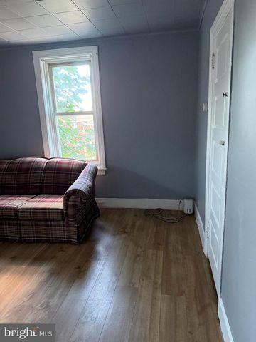 2572 LEXINGTON ST, Harrisburg, PA 17110