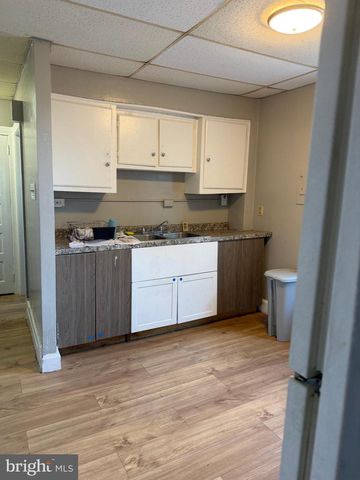 2572 LEXINGTON ST, Harrisburg, PA 17110