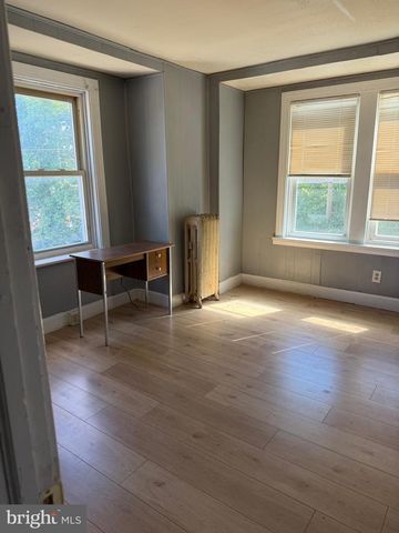 2572 LEXINGTON ST, Harrisburg, PA 17110