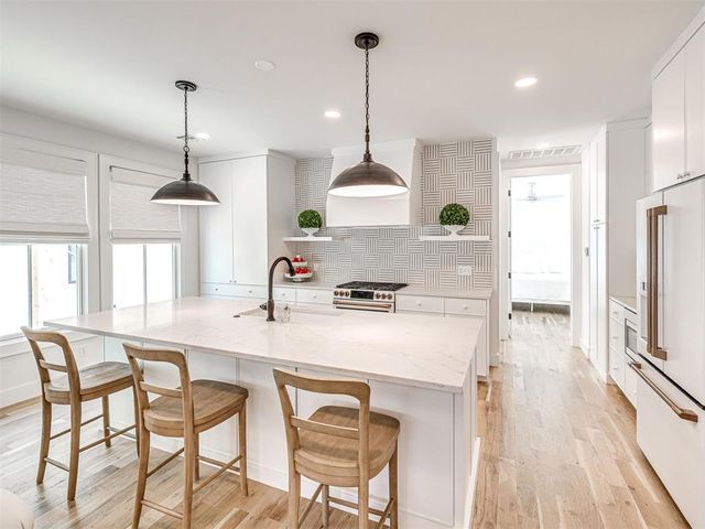 70 Hill Street, Carlton Landing, OK 74432