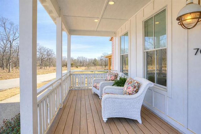 70 Hill Street, Carlton Landing, OK 74432