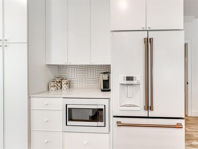 70 Hill Street, Carlton Landing, OK 74432