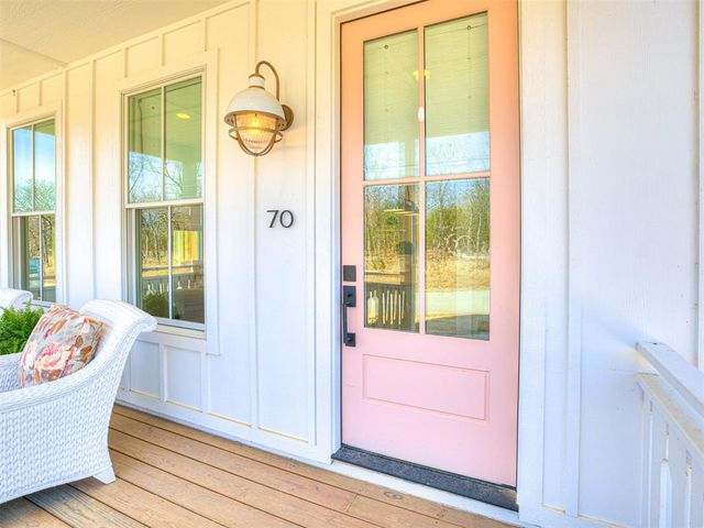 70 Hill Street, Carlton Landing, OK 74432