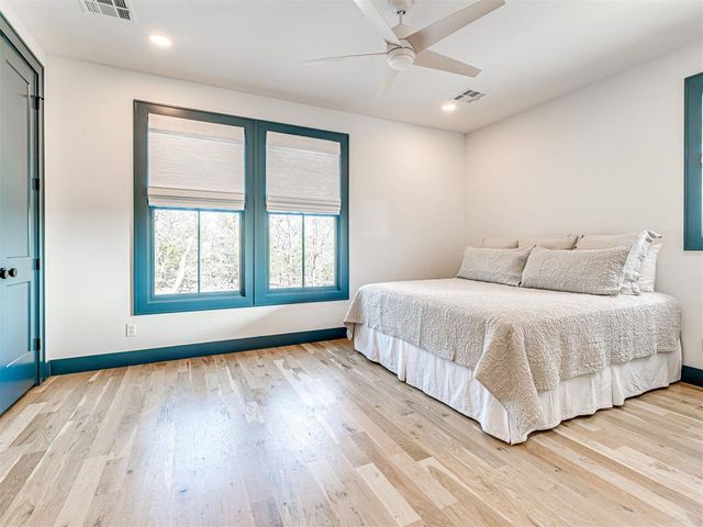 70 Hill Street, Carlton Landing, OK 74432